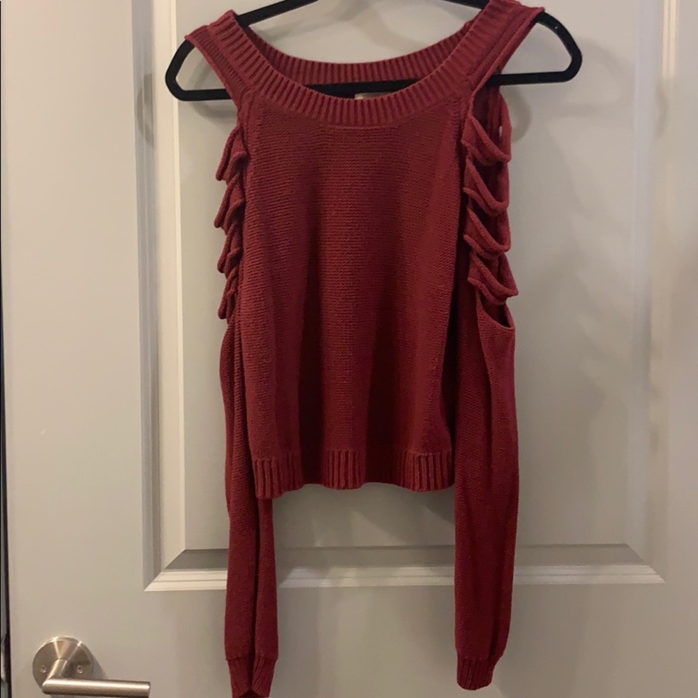Burgundy long sleeve crop sweater